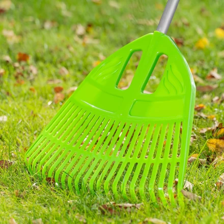 Грабли веерные пластиковые Palisad, 495 х 1680 мм, 23 плоских зуба, алюминиевый черенок, Россия, 61805 купить в Тобольске