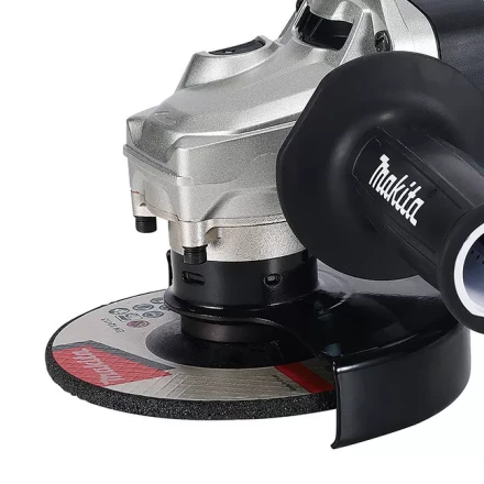Углошлифовальная машина (болгарка) Makita GA5095X01 1900Вт, 125мм купить в Тобольске