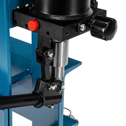 Пресс гидравлический с манометром, 30 т // Stels 52304 купить в Тобольске