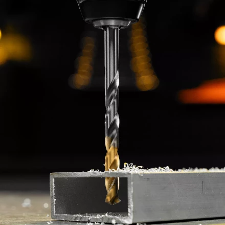 Сверло спиральное по металлу Denzel 8 x 117 мм, Р6М5, Golden Tip, 718239 купить в Тобольске