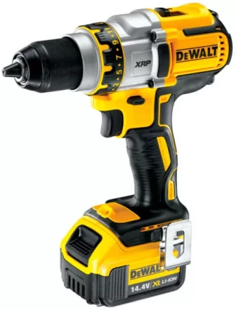 Дрель-винтоверт аккумуляторная DeWalt DCD 932 М2 купить в Тобольске