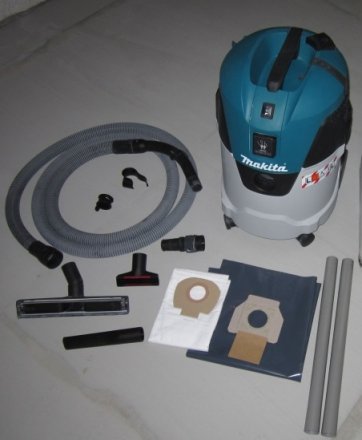 Пылесос промышленный Makita VC2512L купить в Тобольске