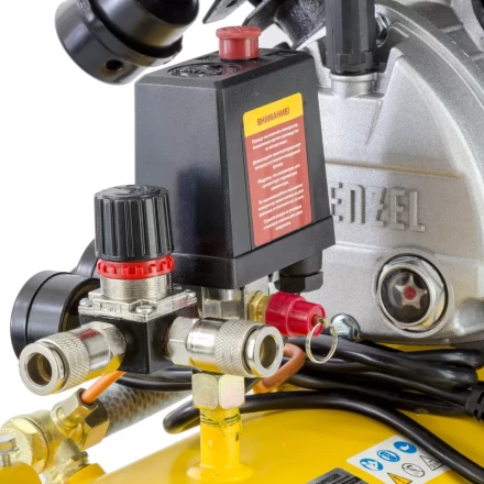 Компрессор воздушный Denzel DKV2200/50 Х-PRO 58083 купить в Тобольске