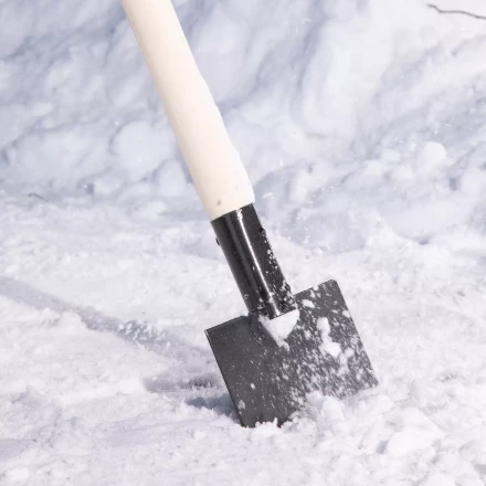 Ледоруб-скребок Сибртех 61664, 200 мм, 1 кг, деревянный черенок, Россия купить в Тобольске