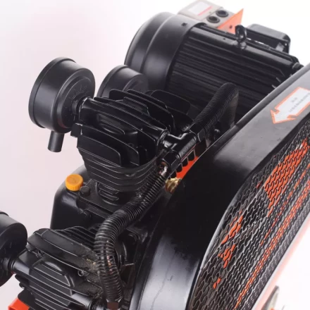 Компрессор масляный поршневой ременной PATRIOT PTR100/670 купить в Тобольске