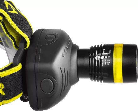 Фонарь STAYER &quot;PROFESSIONAL&quot; налобный светодиодный, 3Вт(140Лм), регулируемый фокус, 3 режима, 3ААА 56566 купить в Тобольске