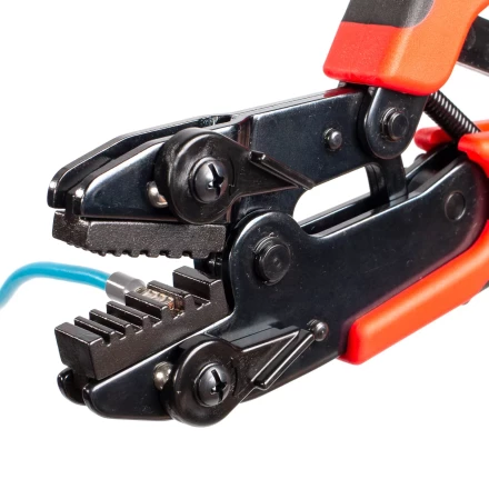 Пресс-клещи КВТ СТВ+5 с 5 матрицами МПК для опрессовки разъемов, втулочных, изолированных и неизолированных наконечников (набор) (89227) купить в Тобольске