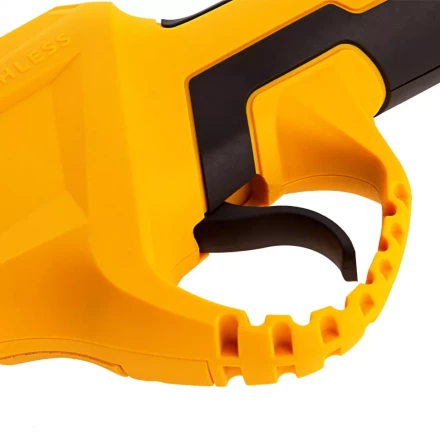 Секатор аккумуляторный Denzel CP-30 59435, 18В Li-Ion купить в Тобольске