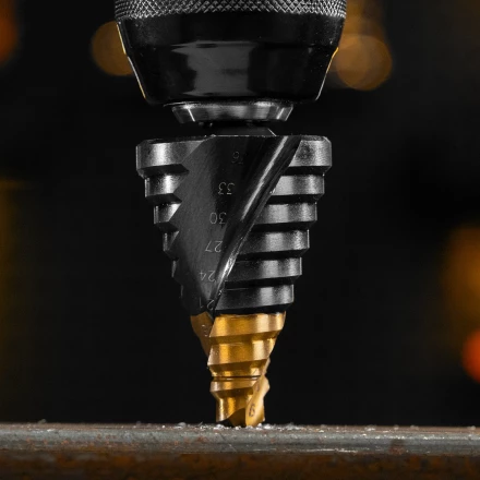 Сверло ступенчатое Denzel 723605, 9-12-15-18-21-24-27-30-33-36 мм, Р6М5, 6-гр. хвостовик купить в Тобольске