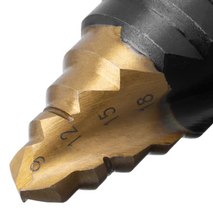 Сверло ступенчатое Denzel 723605, 9-12-15-18-21-24-27-30-33-36 мм, Р6М5, 6-гр. хвостовик купить в Тобольске