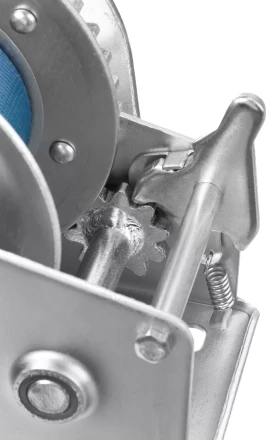 Лебедка ручная барабанная ЗУБР &quot;ПРОФЕССИОНАЛ&quot;, тяговая, ленточная, 1,1т, 10м 43115-1.1 купить в Тобольске