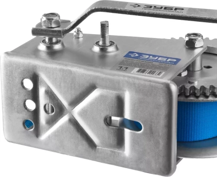 Лебедка ручная барабанная ЗУБР &quot;ПРОФЕССИОНАЛ&quot;, тяговая, ленточная, 1,1т, 10м 43115-1.1 купить в Тобольске