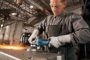 Угловая шлифмашина BOSCH GWS 17-150 CI (0.601.798.0R6) купить в Тобольске