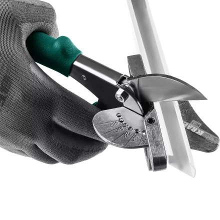 Угловые ножницы для пластмассовых и резиновых профилей KRAFTOOL 23372 купить в Тобольске