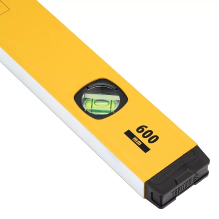 Уровень алюминиевый Denzel 33691, магнит, фрезерованный, 3 глазка (1 зеркал.), 0,5 мм/м, 600 мм купить в Тобольске