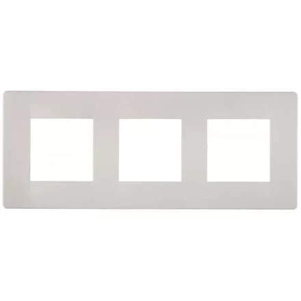 Панель СВЕТОЗАР накладная вертикальная, 3 гнезда SV-55220-3 купить в Тобольске