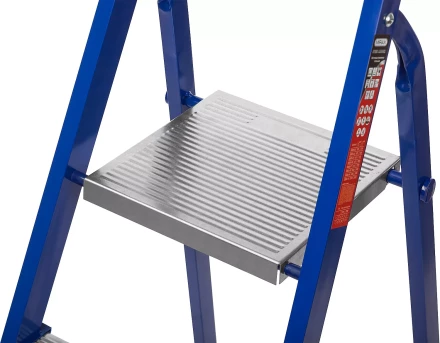 Лестница-стремянка стальная, 3 ступени, 60 см, MIRAX 38800-03 купить в Тобольске