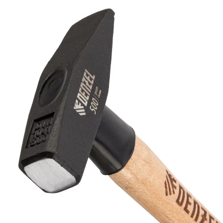 Молоток слесарный, 500 г Denzel, кованый квадратный боек, буковая рукоятка, 10429 купить в Тобольске