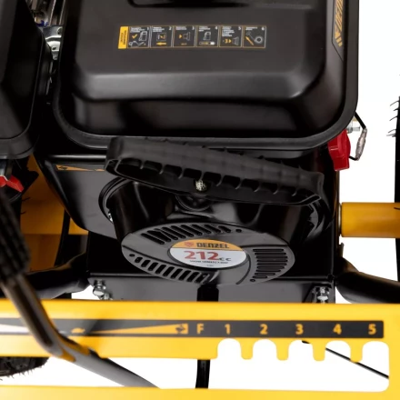 Бензиновая снегоуборочная машина SB 560, 212 cc, ручной старт Denzel 97651 купить в Тобольске