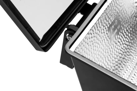 Прожектор STAYER &quot;MASTER&quot; MAXLight галогенный, с дугой крепления под установку, черный, 1000Вт 57105-B купить в Тобольске