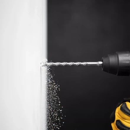 Бур по бетону Denzel, 7 x 160 мм, двойная спираль, три пылеотводящие кромки, 705009 купить в Тобольске