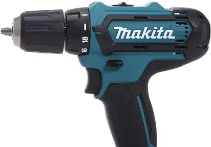 Аккумуляторная дрель-шуруповерт Makita DF331DWYE4 купить в Тобольске