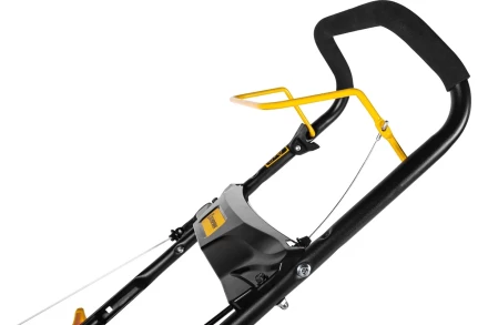 Бензиновая газонокосилка CHAMPION LM4215 купить в Тобольске