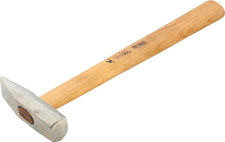 Молоток слесарный 500 г квадратный боек деревянная рукоятка Россия 10270 купить в Тобольске