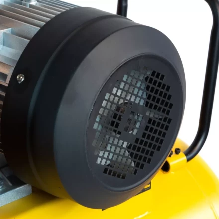 Компрессор воздушный, ременный привод BCI5500-T/200, 5.5 кВт, 200 литров, 850 л/мин Denzel 58128 купить в Тобольске