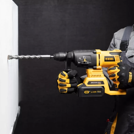 Бур по бетону Denzel, 14 x 260 мм , двойная спираль, три пылеотводящие кромки, 705032 купить в Тобольске