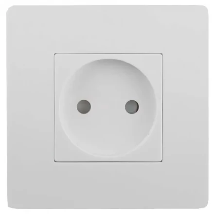 Розетка СВЕТОЗАР с защитой от детей SV-55241 купить в Тобольске