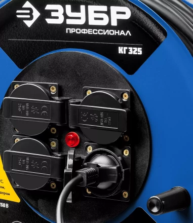 Удлинитель на катушке &quot;КГ 325&quot;, 50 м, 4000 Вт, 4 гнезда, IP44, КГ 3х2,5 кв мм, ЗУБР 55079-50 купить в Тобольске