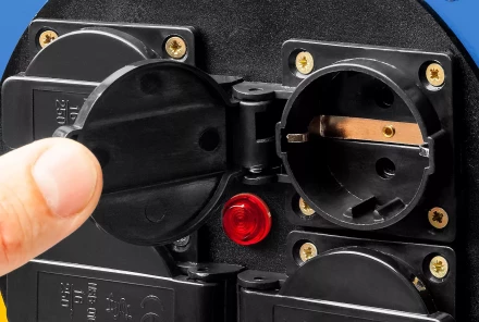 Удлинитель на катушке &quot;КГ 325&quot;, 50 м, 4000 Вт, 4 гнезда, IP44, КГ 3х2,5 кв мм, ЗУБР 55079-50 купить в Тобольске