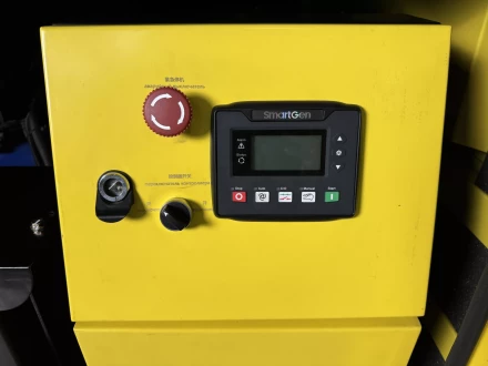 Дизельный генератор Vektor AD-70Y-T400 в шумозащитном кожухе с АВР купить в Тобольске