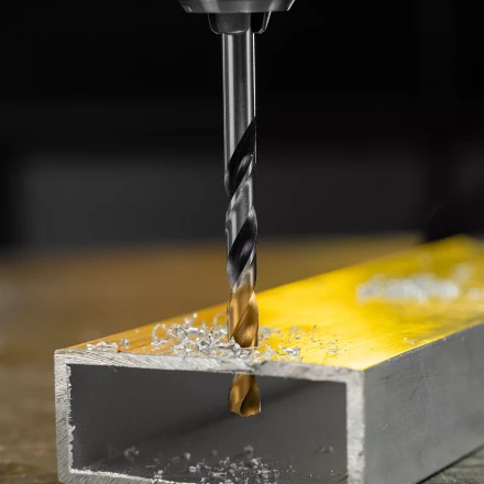 Сверло спиральное по металлу Denzel 6,5 x 93мм, Р6М5, Golden Tip, многогранная заточка, 718279 купить в Тобольске